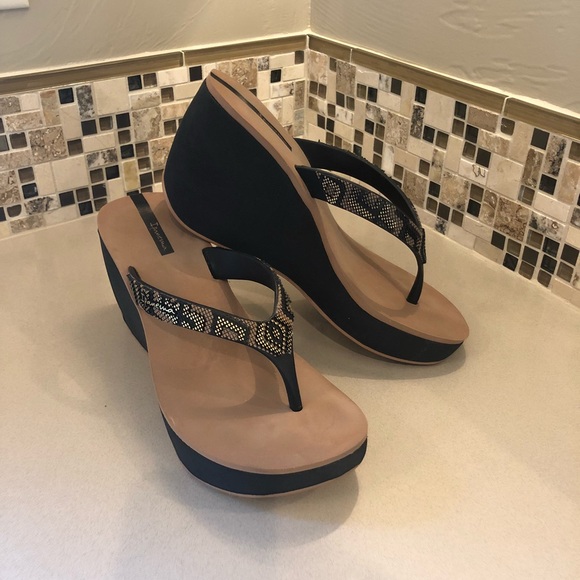 ipanema wedge thongs